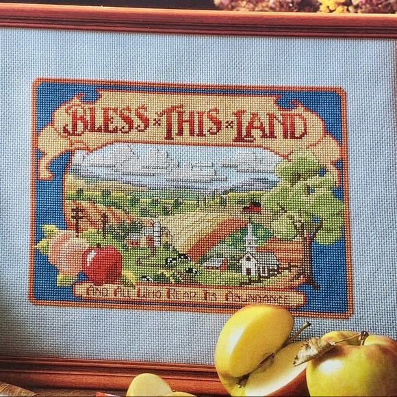 Vintage 1991 Cross-Stitch Collection Keepsake Calendar - Picture 8 of 13